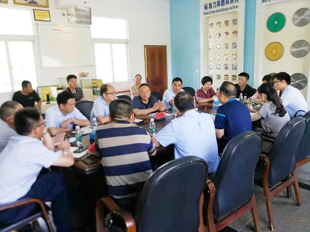 深入調(diào)研以昌利為代表的金剛石工具企業(yè) 深入調(diào)研以昌利為代表的金剛石工具企業(yè)